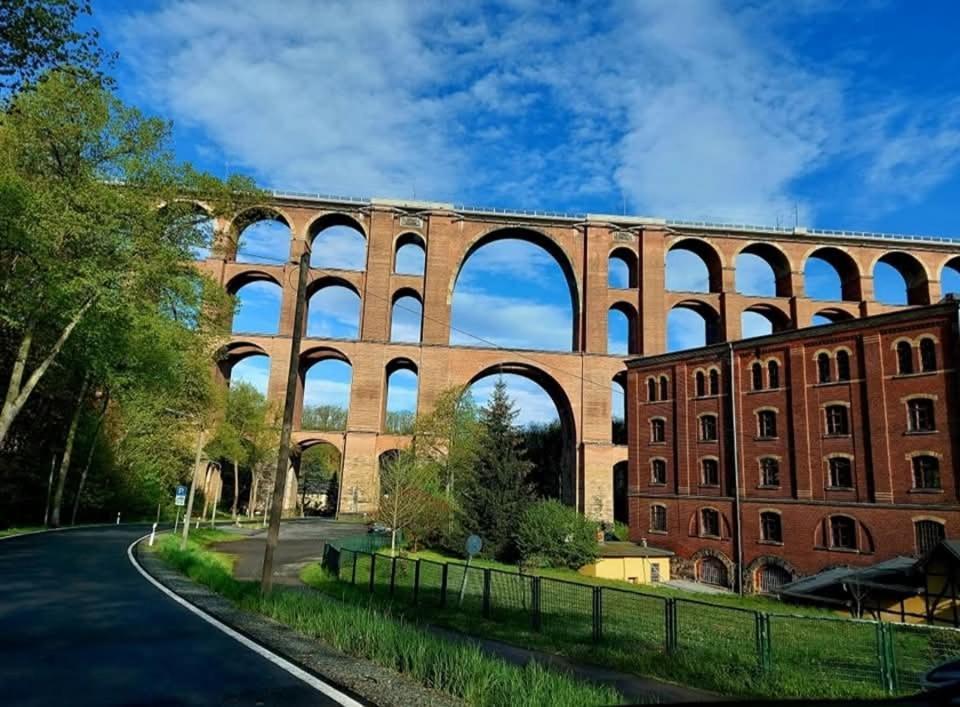 Ferienwohnung "Blick Mylau" - Naehe Freizeitpark Plohn & Weltgroesster Ziegelsteinbruecke Reichenbach im Vogtland Exteriér fotografie